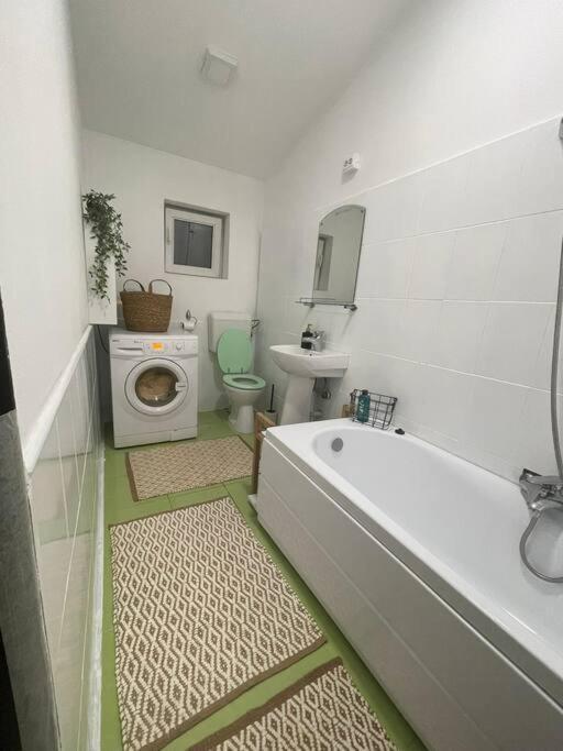 טימישוארה Apartament La Casa מראה חיצוני תמונה